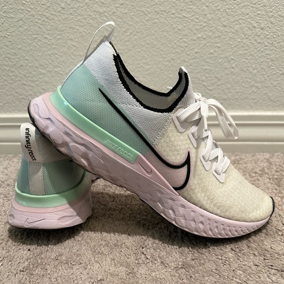 nike react infinity run pistachio